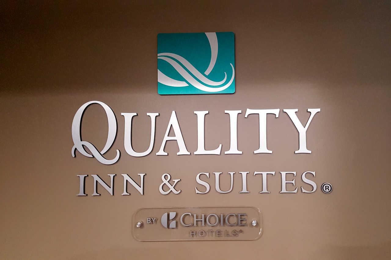 Quality Inn & Suites North Lima - Boardman Exterior foto